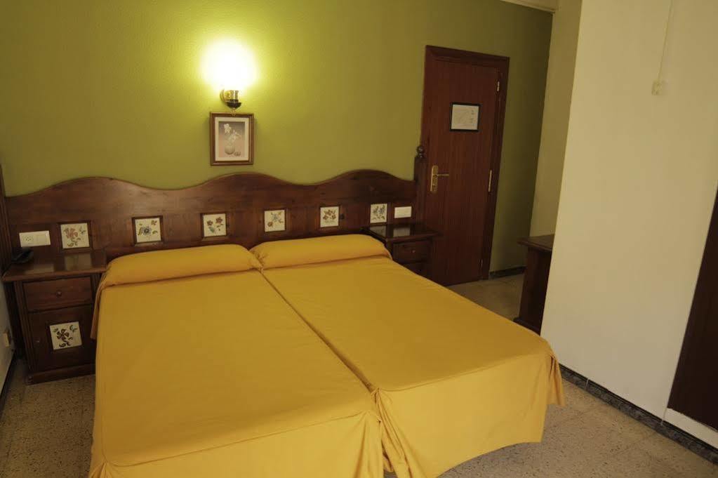 Hotel Proa Astor Lloret de Mar Exterior photo